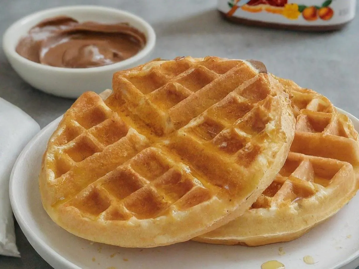 Waffles with Nutella Waffles with Nutella
