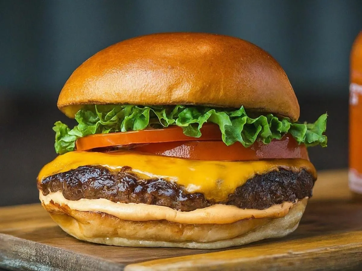 Classic Beef Burger Classic Beef Burger