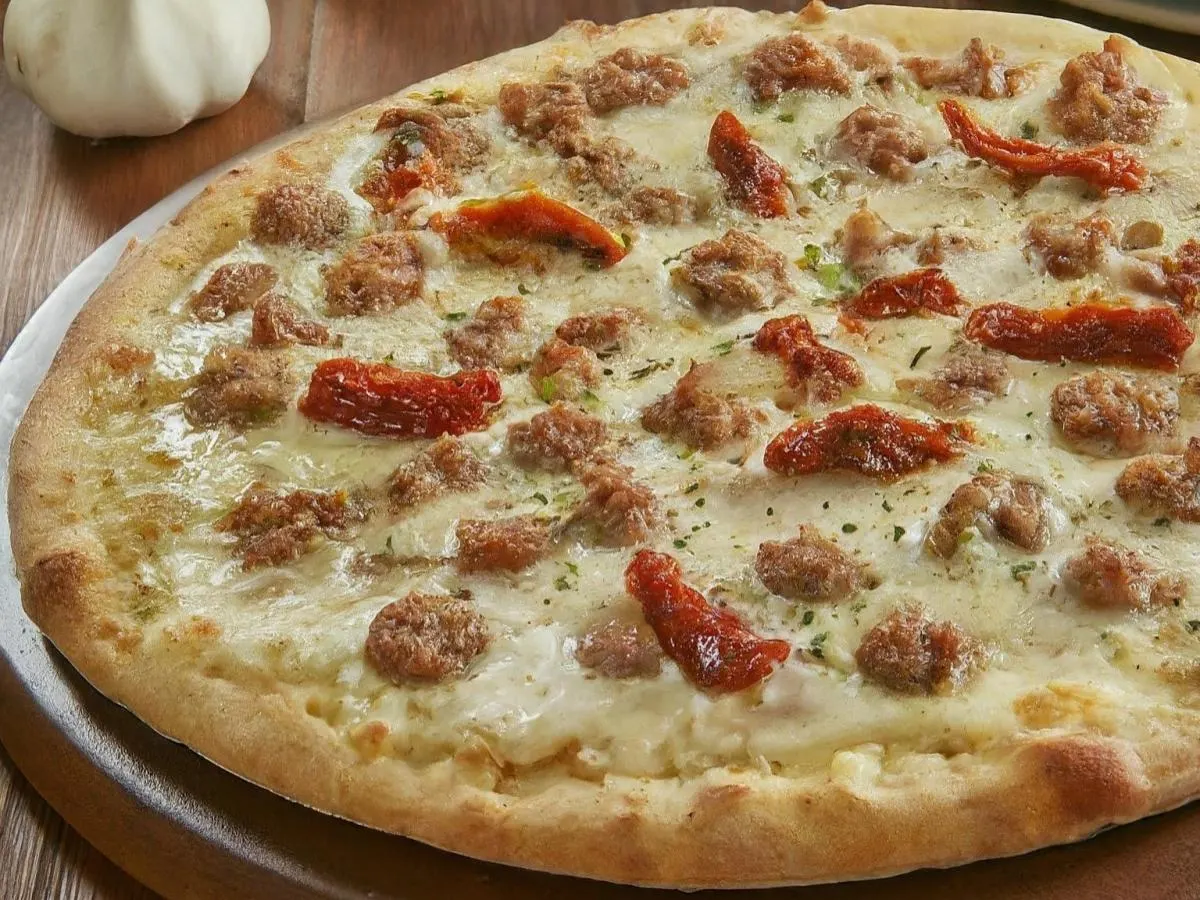 Large Sausage Alfredo Pizza