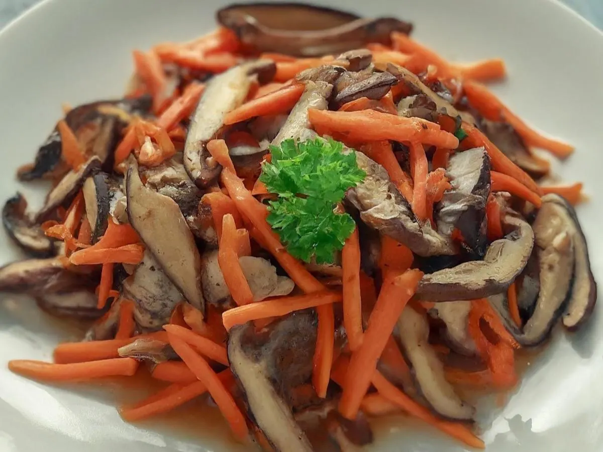 Veggie Shiitake Stir-Fry