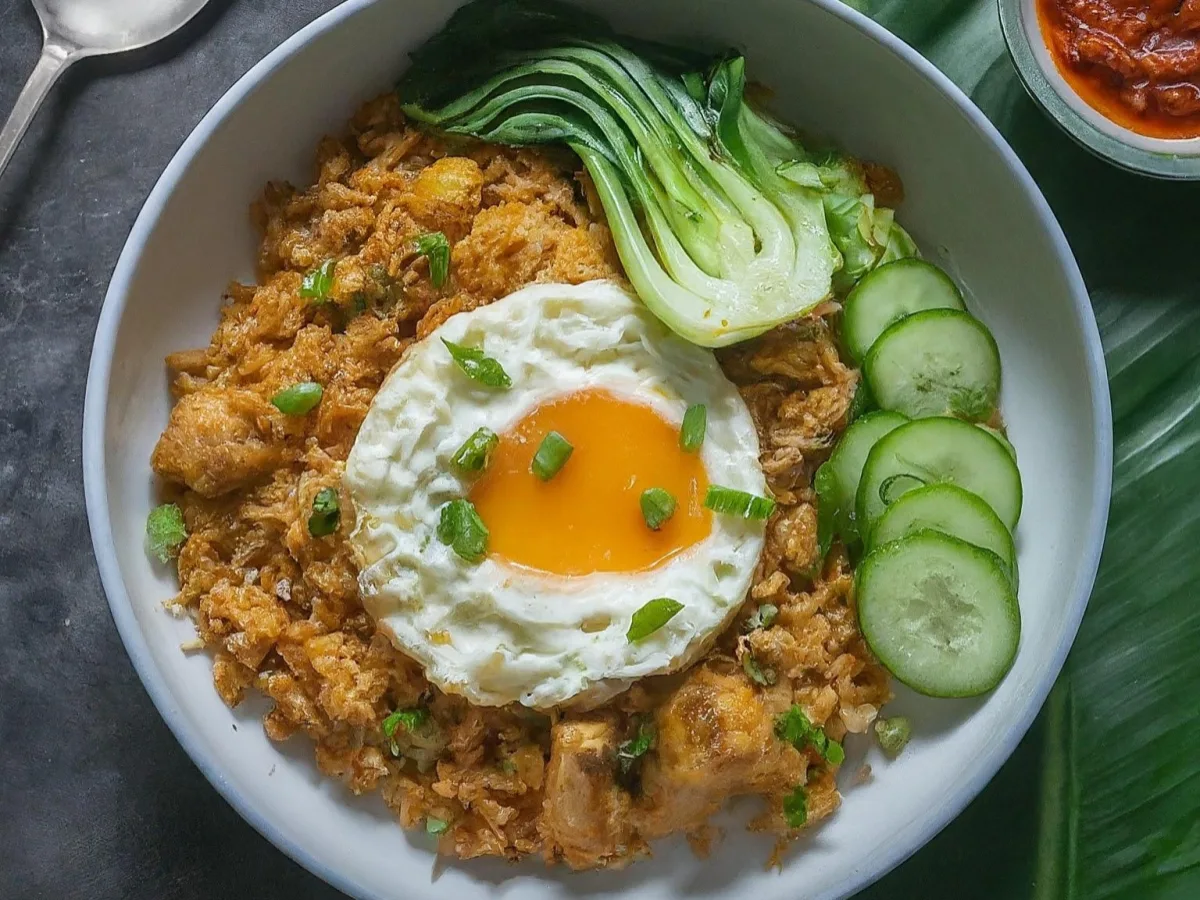 Nasi Goreng Kampung with Chicken Boxed Meal [Small]