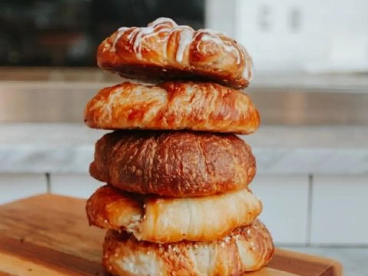 1 Dozen Croissants