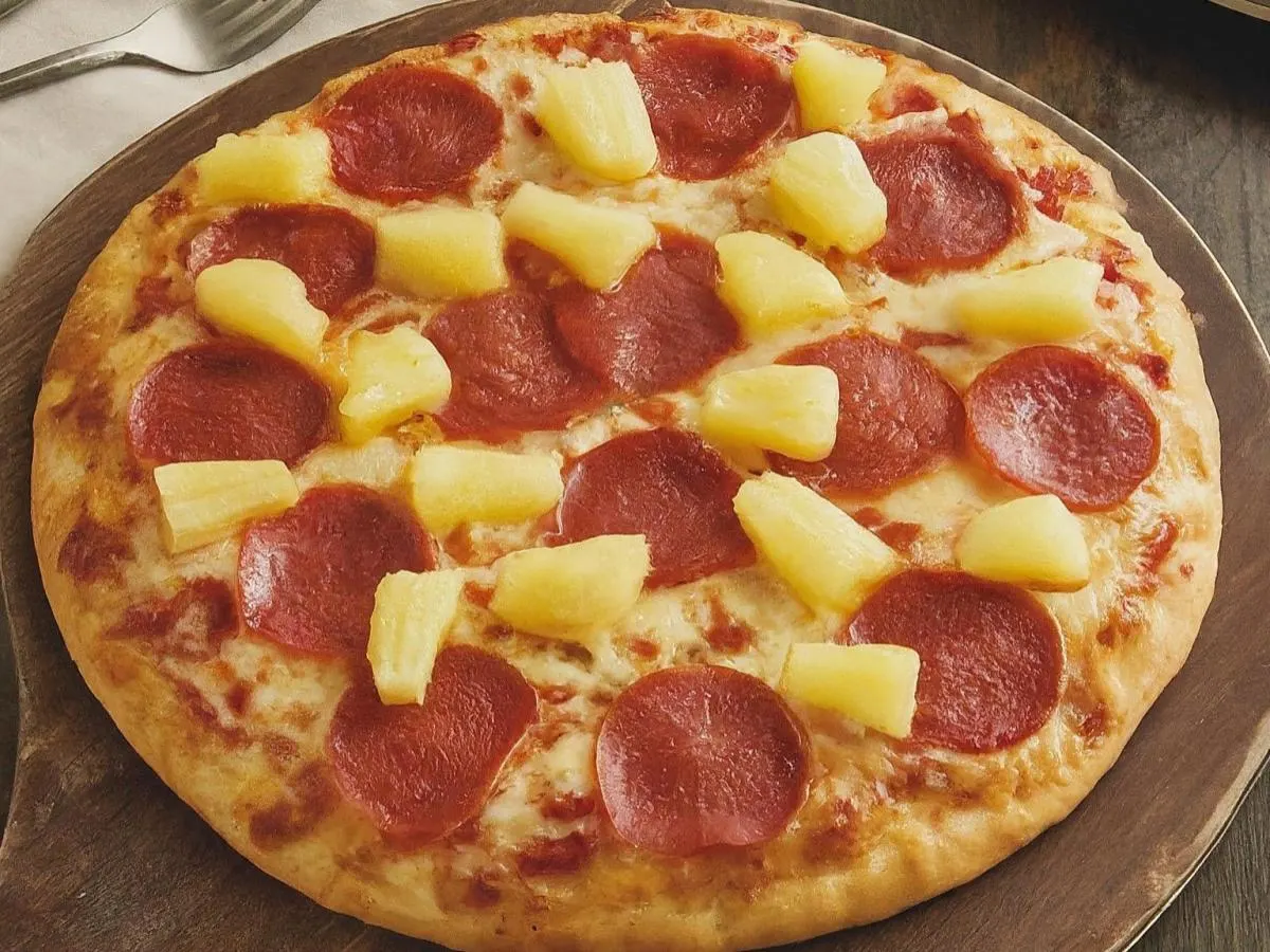 Hawaiian Pizza Hawaiian Pizza