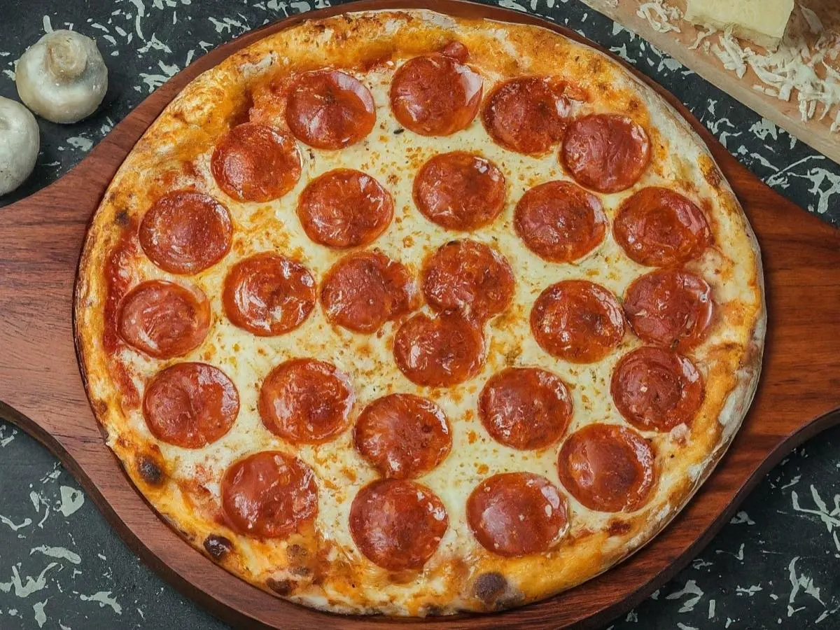 Ultimate Pepperoni Pizza (Gluten-Free) Ultimate Pepperoni Pizza (Gluten-Free)