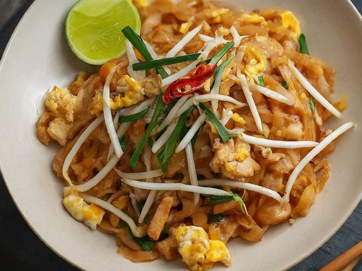 Pad Thai Chicken Pad Thai Chicken