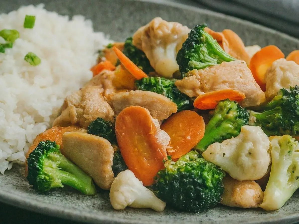 Mixed Vegetables with Chicken and Rice Mixed Vegetables with Chicken and Rice