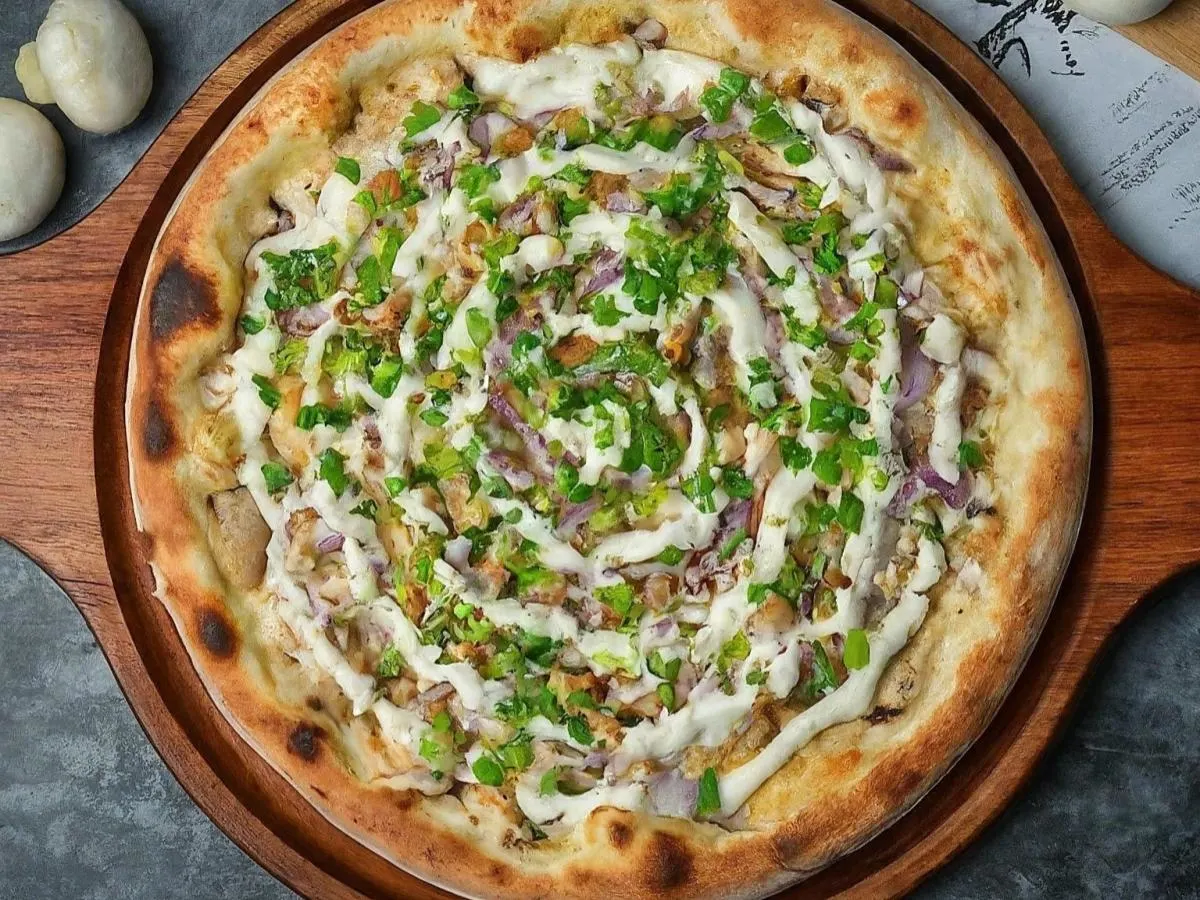 Personal Small Chicken and Garlic Gourmet Pizza (No Tomatoes) and Side Salad