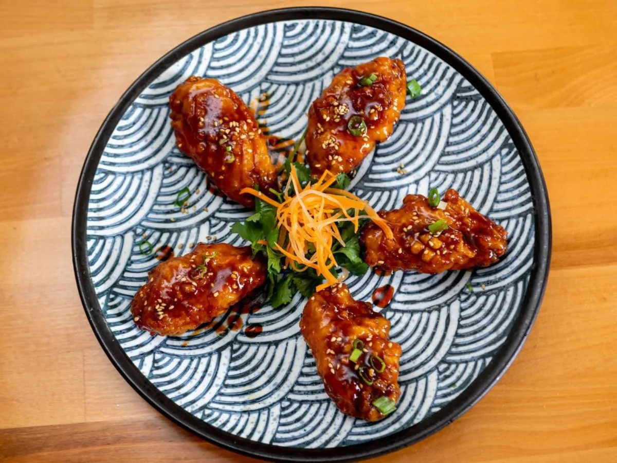 Sweet and Spicy Chicken Wings Sweet and Spicy Chicken Wings