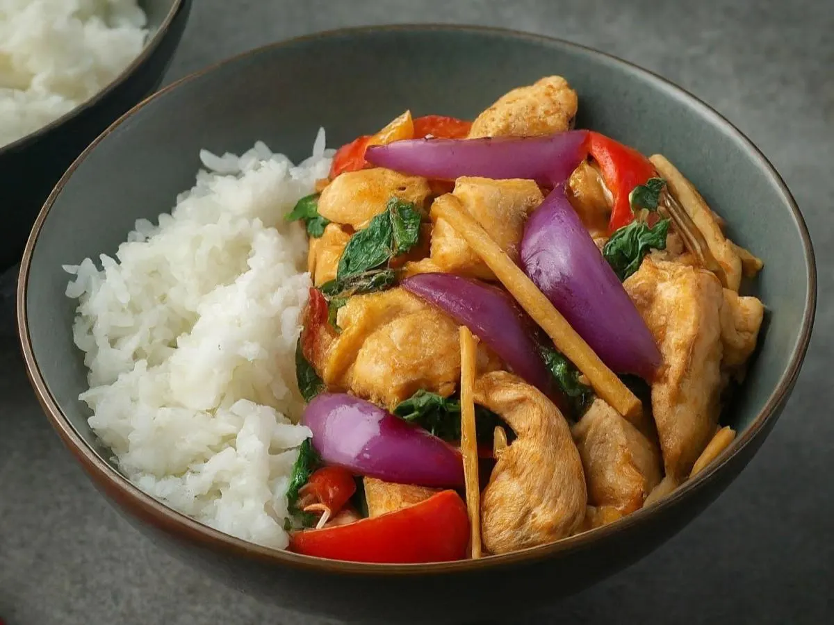 Spicy Basil Chicken with Rice Spicy Basil Chicken with Rice