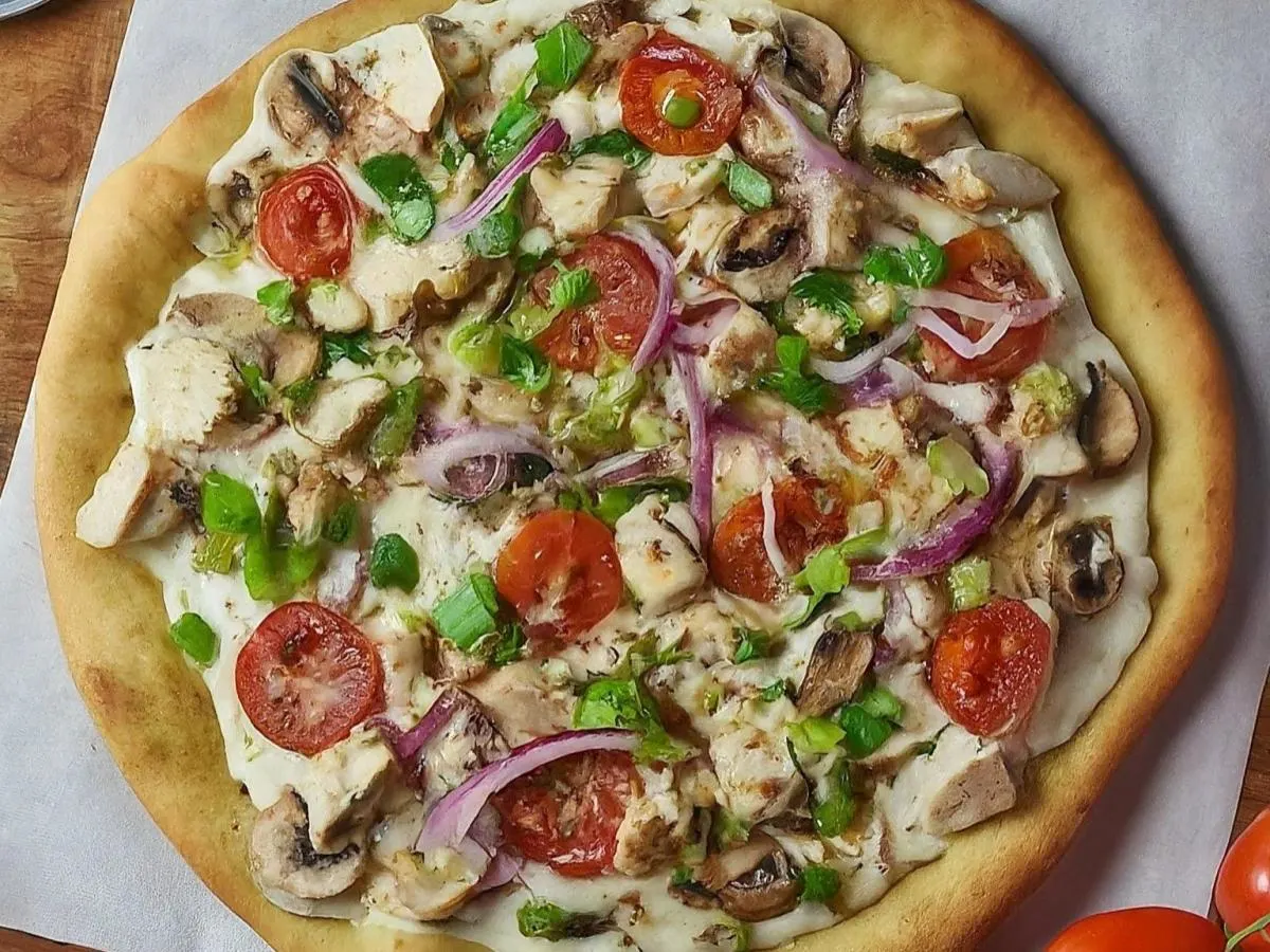 Gluten-Free Chicken and Garlic Gourmet Pizza