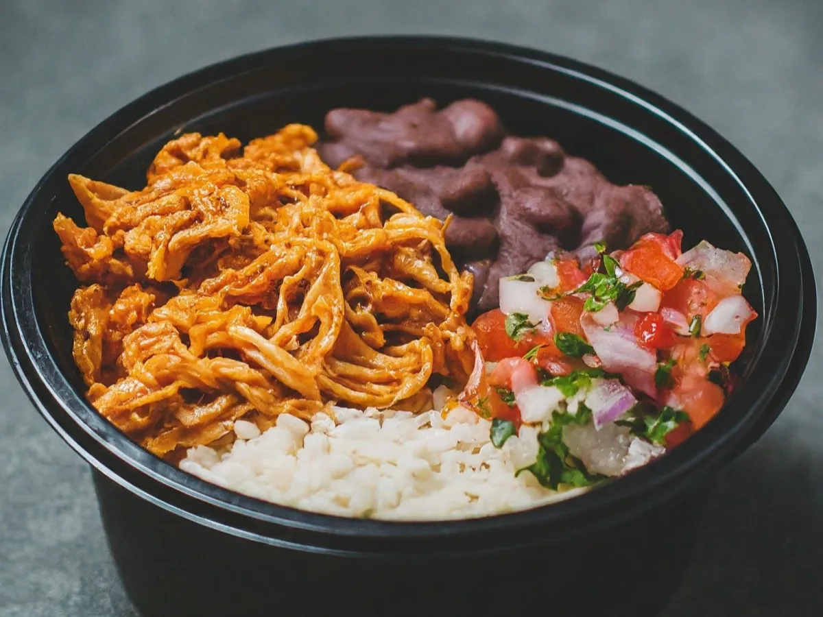 Dairy-Free Pollo Tinga Super Burrito Bowl Dairy-Free Pollo Tinga Super Burrito Bowl