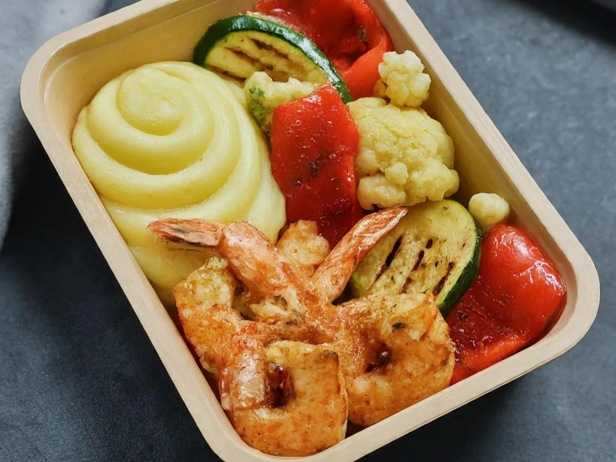Grilled Prawns with Creamy Mashed Potatoes and Grilled Vegetables Grilled Prawns with Creamy Mashed Potatoes and Grilled Vegetables