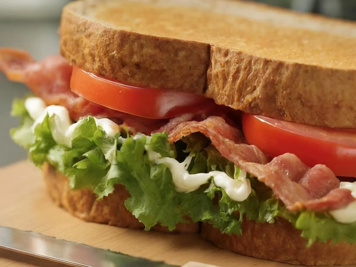 BLT on Wheat Bread
