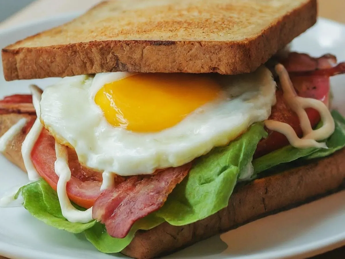 Super BLT on Wheat Bread