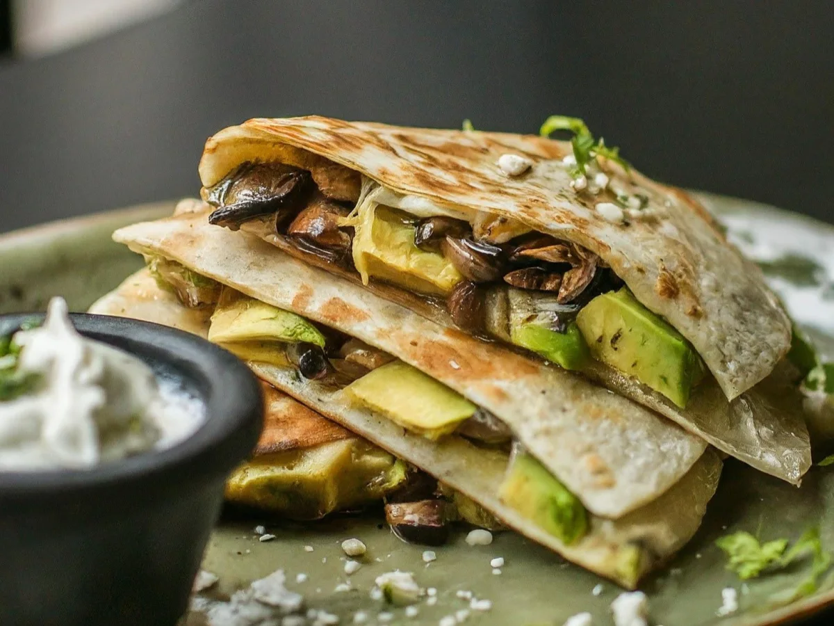Mushrooms & Avocado Quesadilla Mushrooms & Avocado Quesadilla