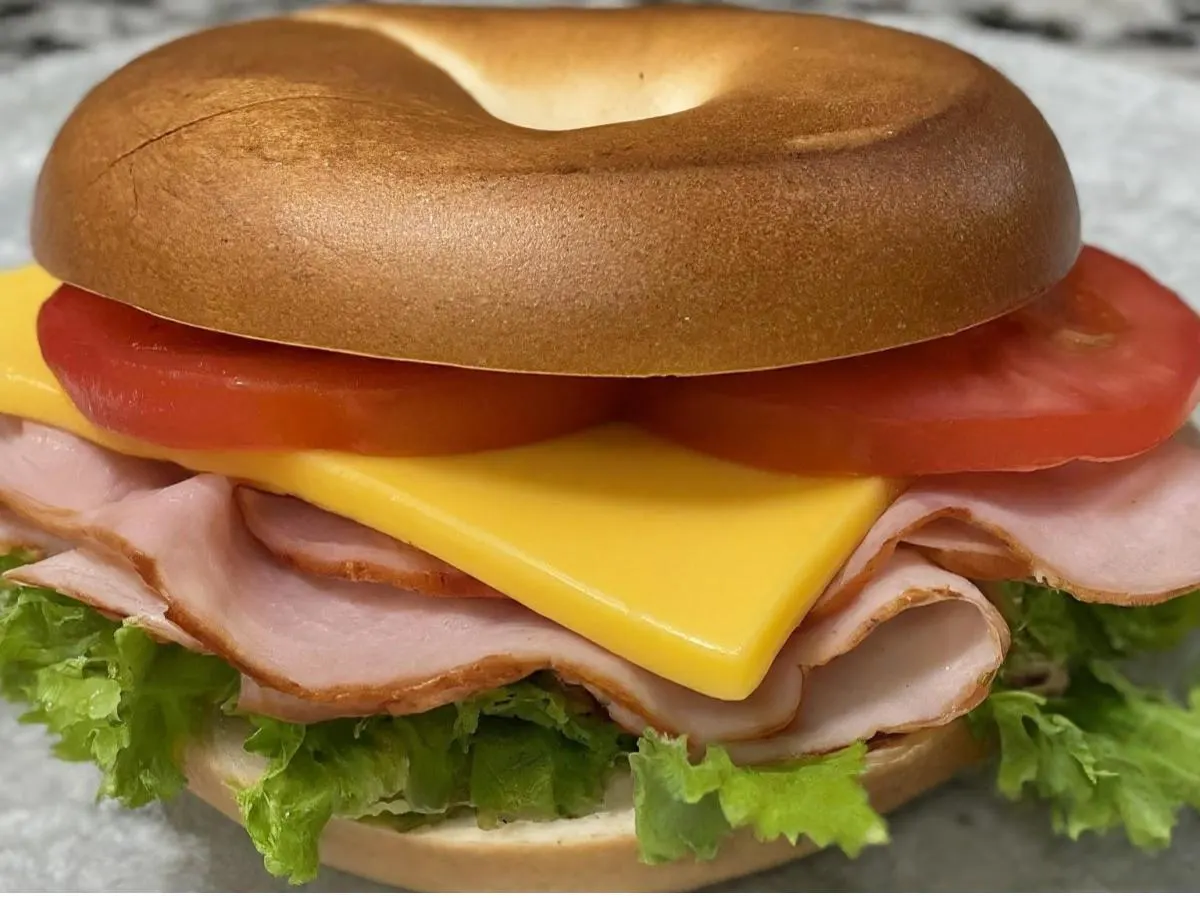 Smoked Ham and Gouda on Plain Bagel Smoked Ham and Gouda on Plain Bagel
