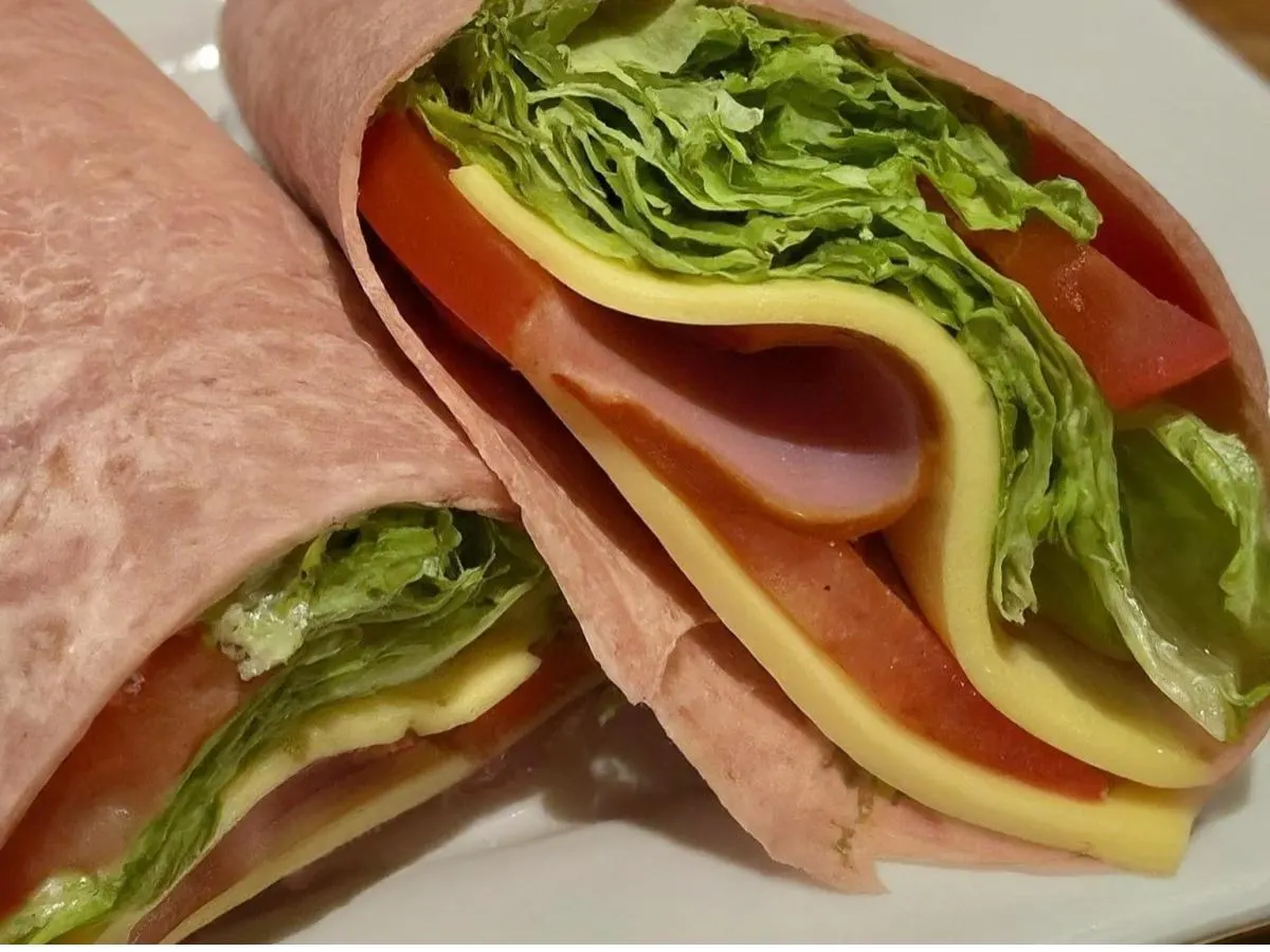 Smoked Ham and Gouda on Tomato Wrap Smoked Ham and Gouda on Tomato Wrap