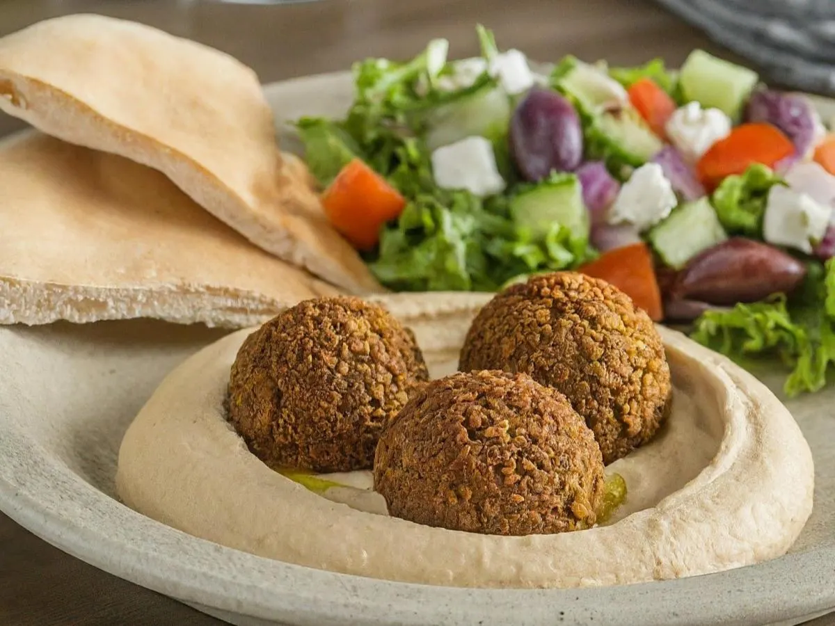 Falafel Combo with Side Salad, Hummus and Pita
