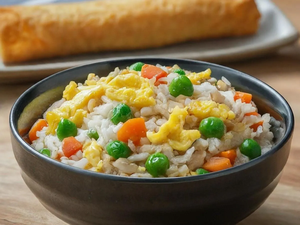 Vegetable Fried Rice with Vegetable Egg Roll Vegetable Fried Rice with Vegetable Egg Roll