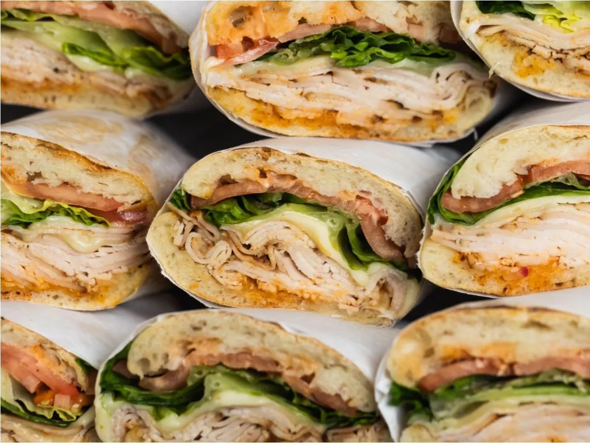Smoked Turkey with Swiss Sandwich Platter Smoked Turkey with Swiss Sandwich Platter