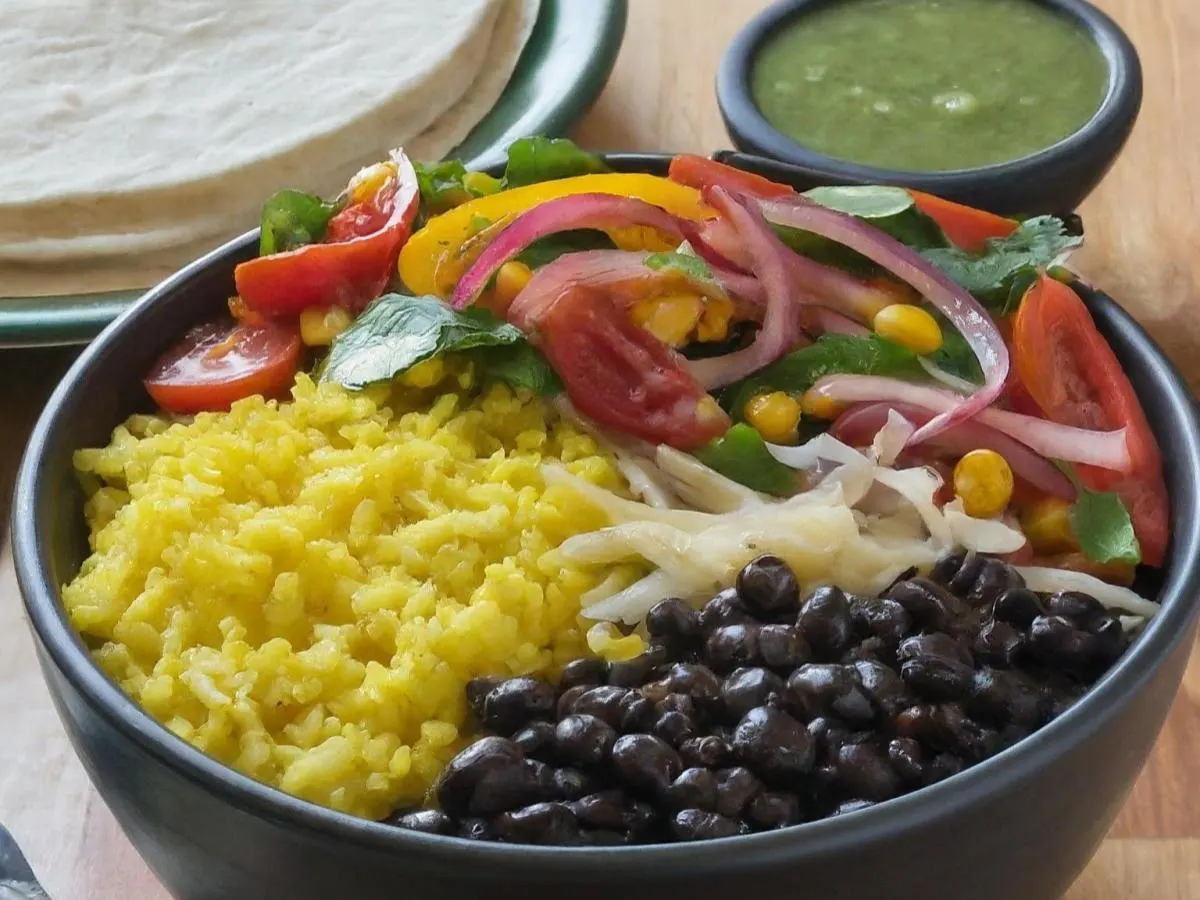 Vegetarian Fajitas & Salsa Verde Rice Bowl