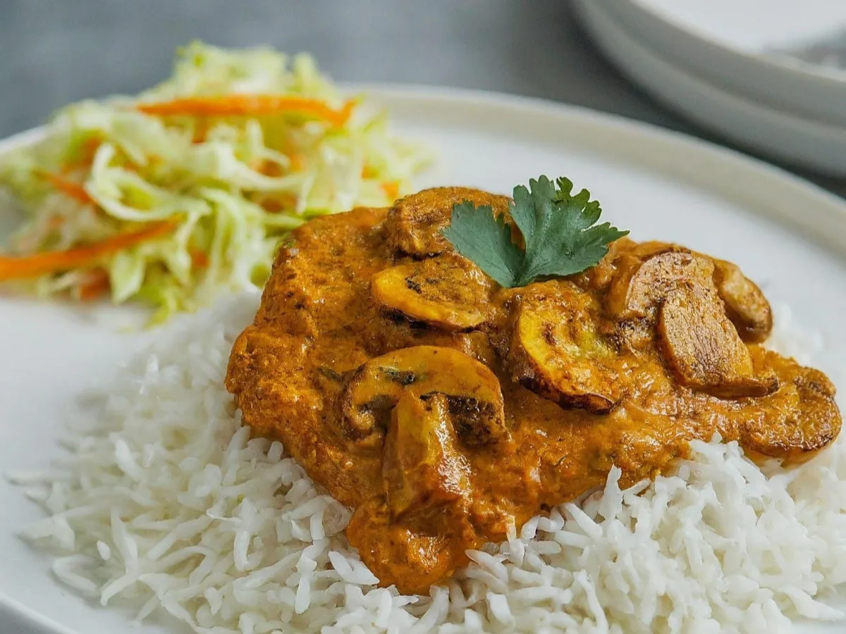 Vegan Mushroom Masala Bowl Boxed Lunch Vegan Mushroom Masala Bowl Boxed Lunch