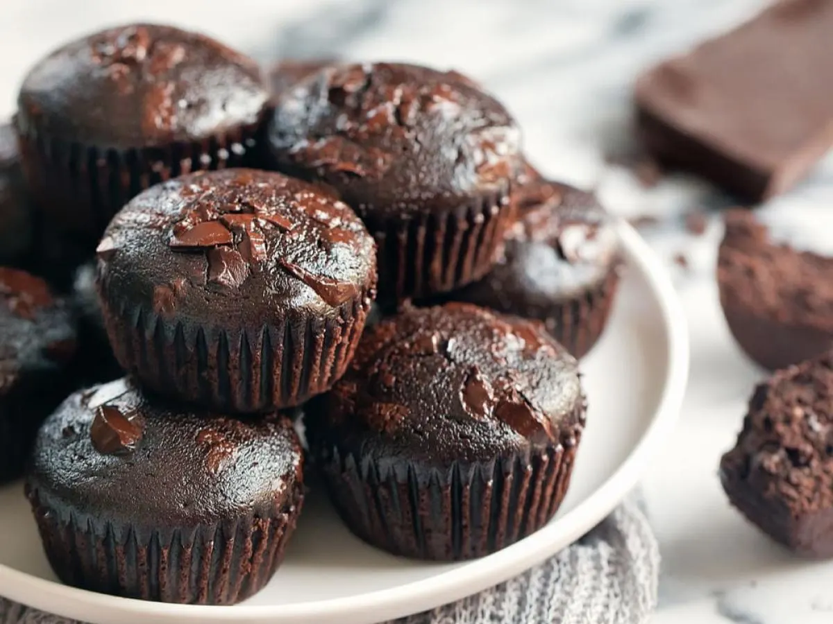 Double Chocolate Muffins Double Chocolate Muffins