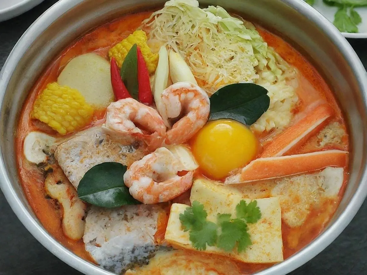 Tom Yum Kung Seafood Hotpot