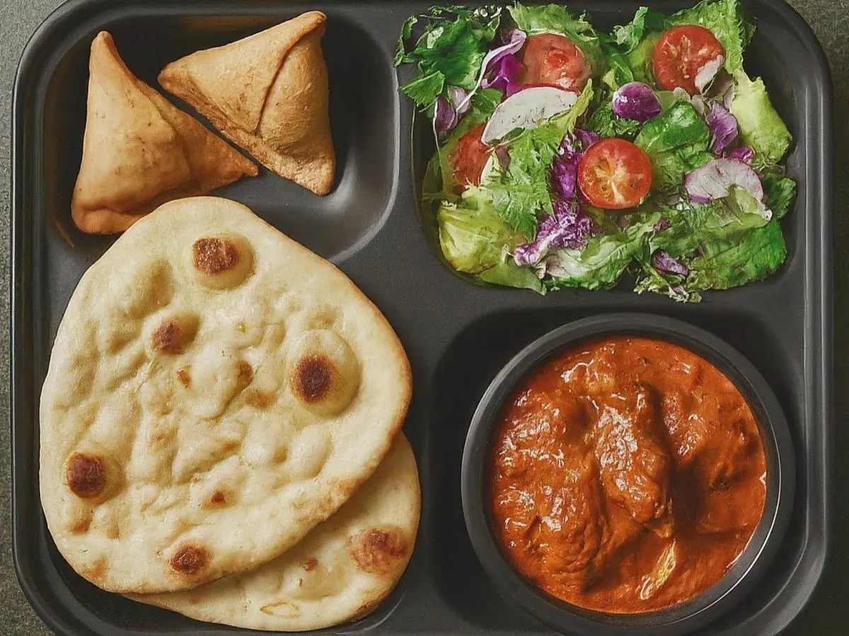 Lamb | Salad | Plain Naan and Samosa Lamb | Salad | Plain Naan and Samosa