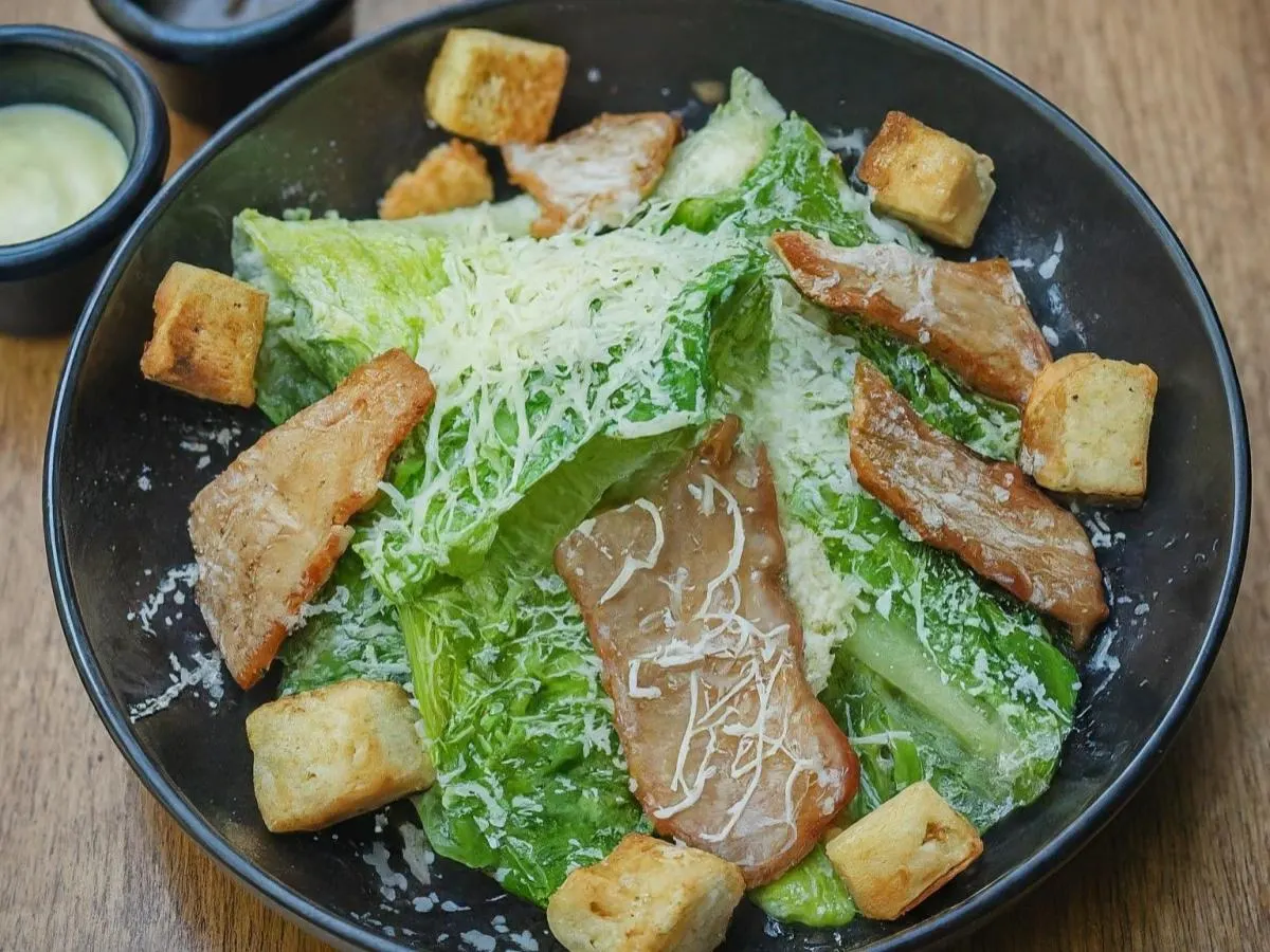Caesar Salad With Pork Caesar Salad With Pork