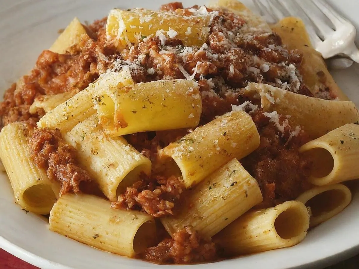 Rigatoni Bolognese