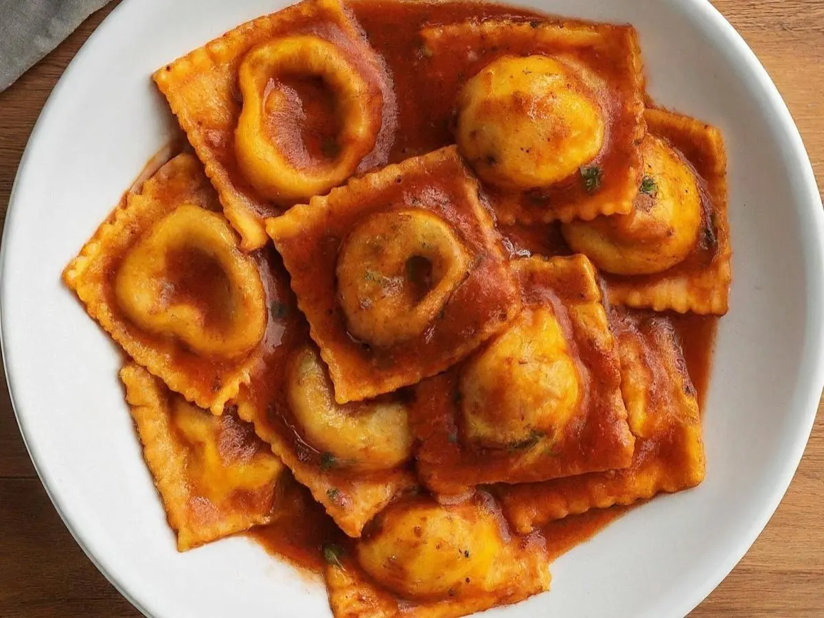 Beef Ravioli in Tomato Sauce