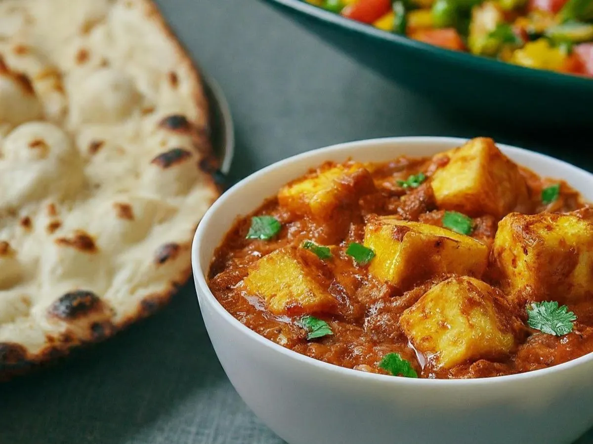 Paneer Kadahi With Basmati Rice, Mixed Vegetables and Naan Paneer Kadahi With Basmati Rice, Mixed Vegetables and Naan