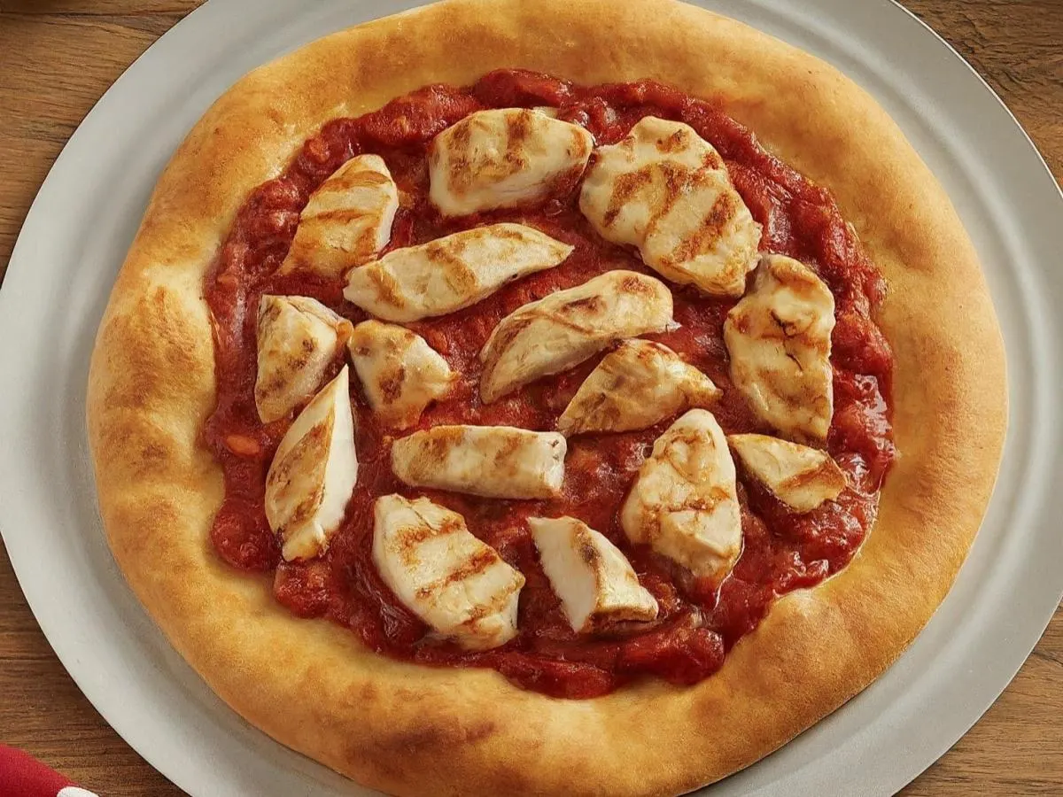 Dairy-Free Medium Chicken Pizza (No Cheese)