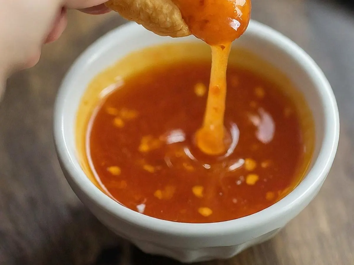 Sweet & Spicy Dipping Sauce Sweet & Spicy Dipping Sauce