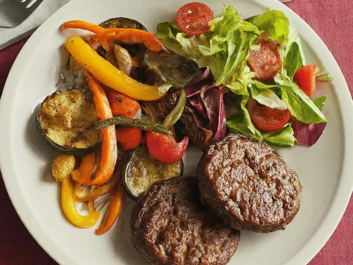 Light Carb Kofte Kebab with Sauteed Veggies and Salad