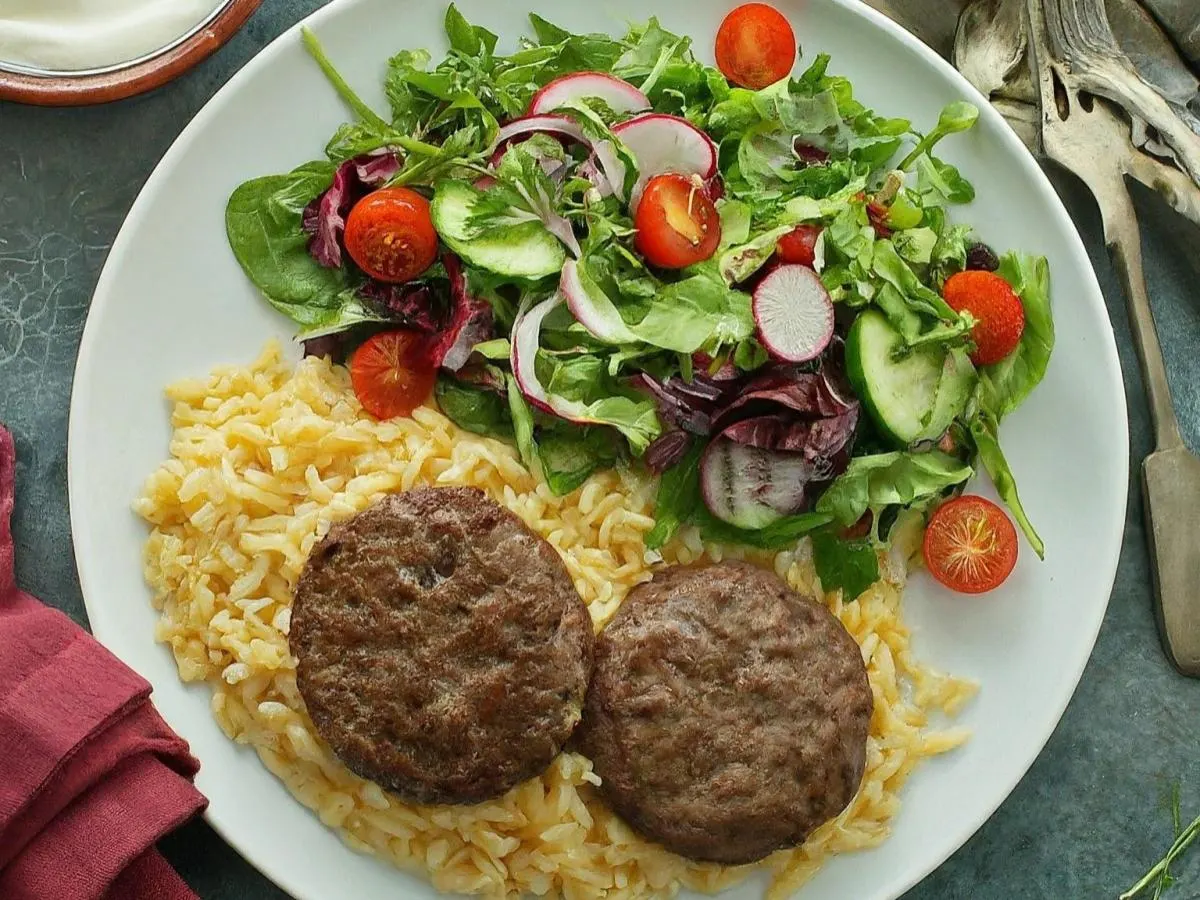 Kofte Kebab with Orzo Pilaf and Salad