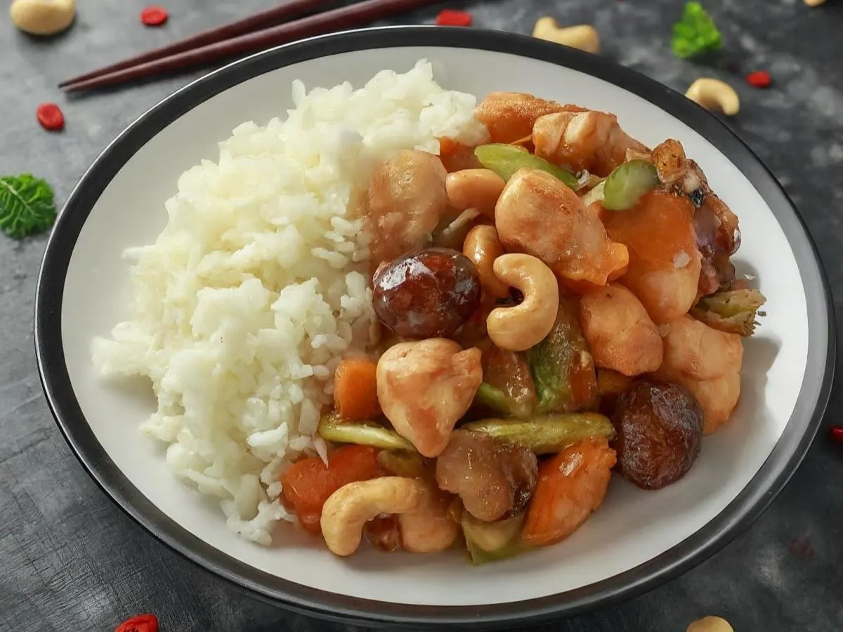 Cashew Chicken Boxed Meal