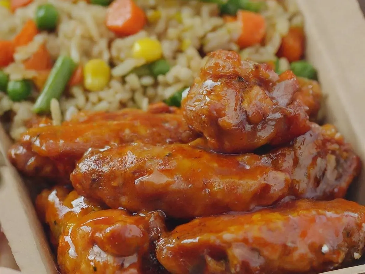 Honey Hot Buffalo Chicken Wings with Veggie Fried Rice Boxed Meal