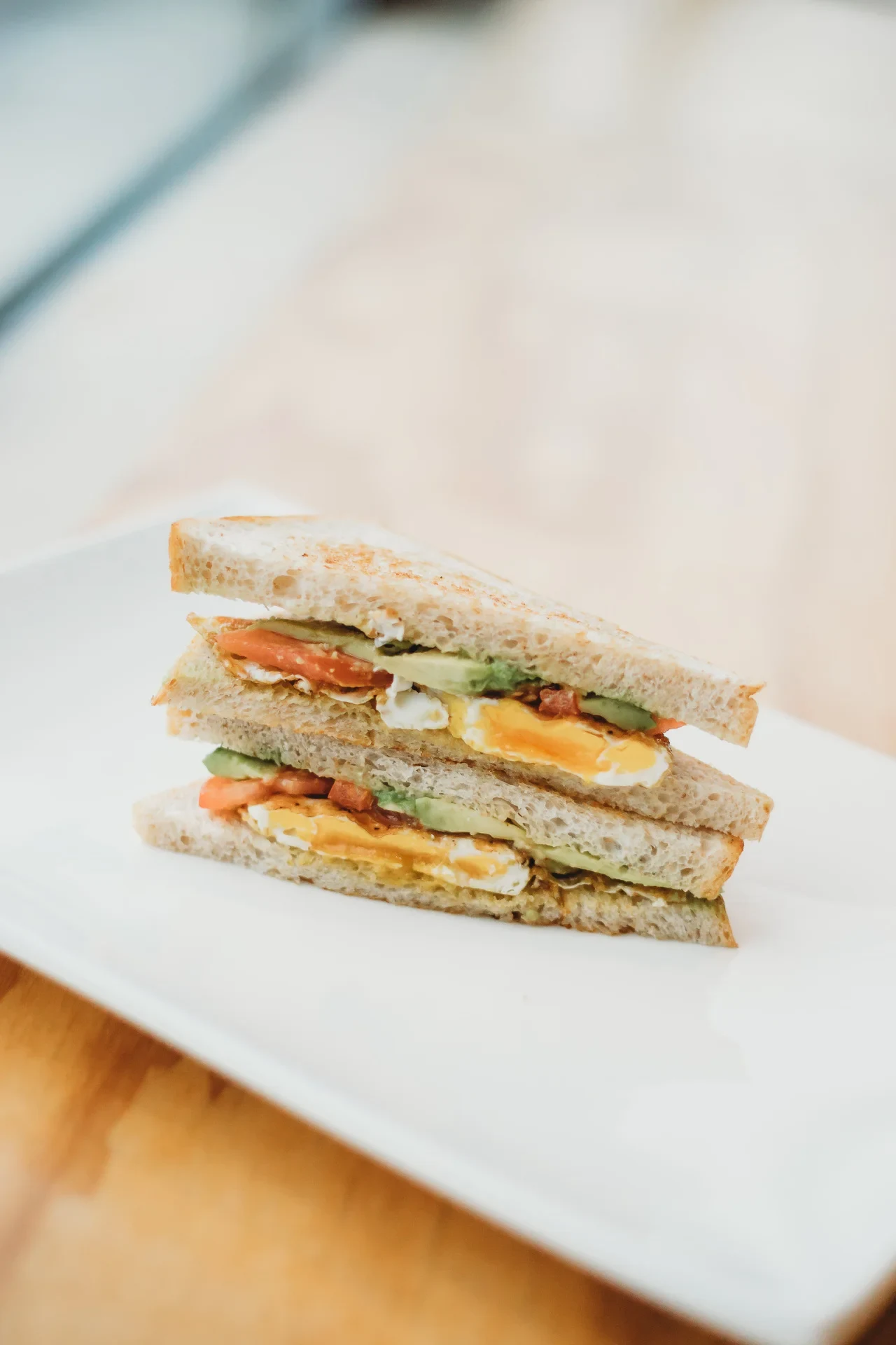 Gluten Free Fried Egg, Tomato, Avocado and Hot Sauce Sandwich Gluten Free Fried Egg, Tomato, Avocado and Hot Sauce Sandwich