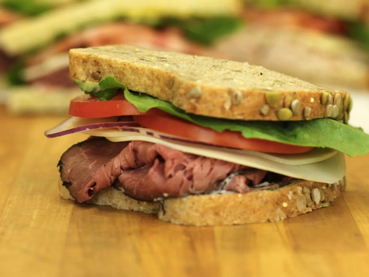 Allium Free Roast Beef and Provolone Sandwich Boxed Lunch Allium Free Roast Beef and Provolone Sandwich Boxed Lunch