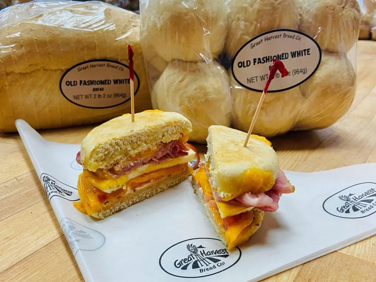 Egg, Ham and Cheese Sandwich Egg, Ham and Cheese Sandwich
