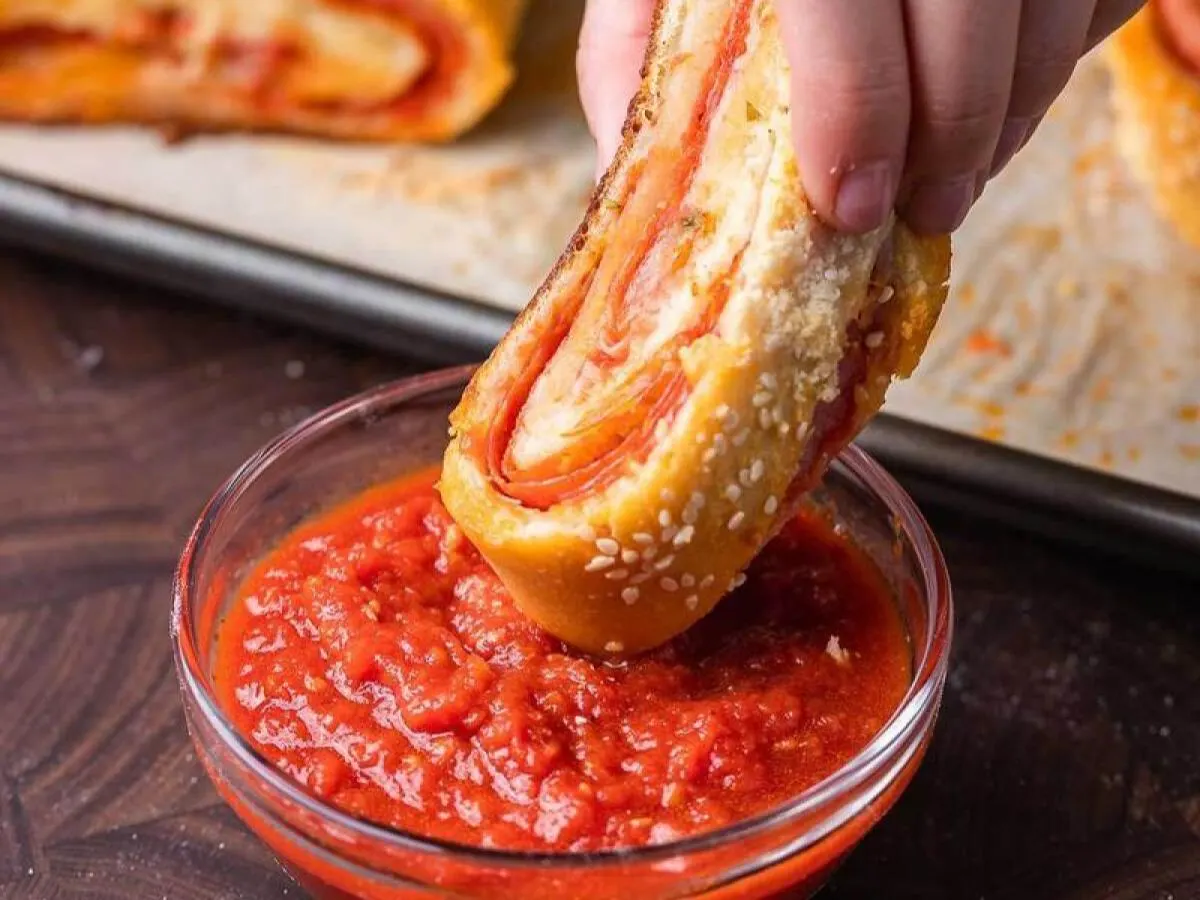 Pepperoni Stromboli Pepperoni Stromboli