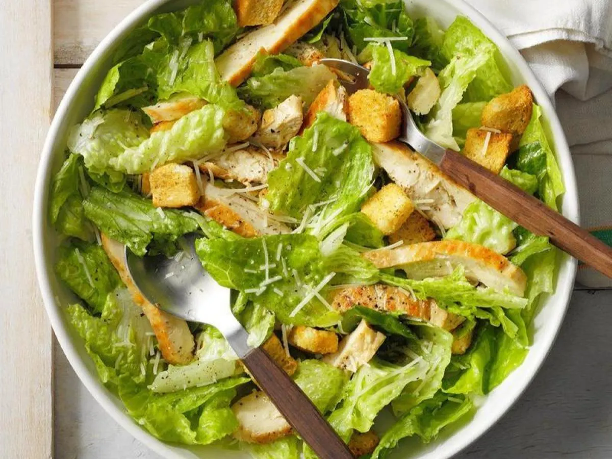 Chicken Caesar Salad (GF) Chicken Caesar Salad (GF)