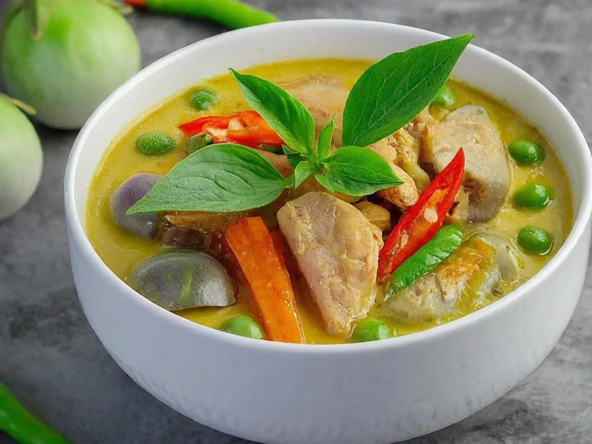 Green Curry Chicken Green Curry Chicken