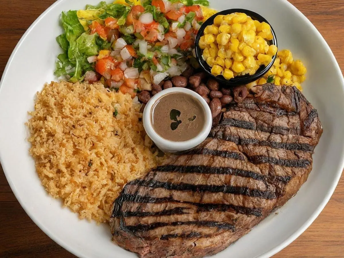 Steak and Pinto Bean Bowl Steak and Pinto Bean Bowl