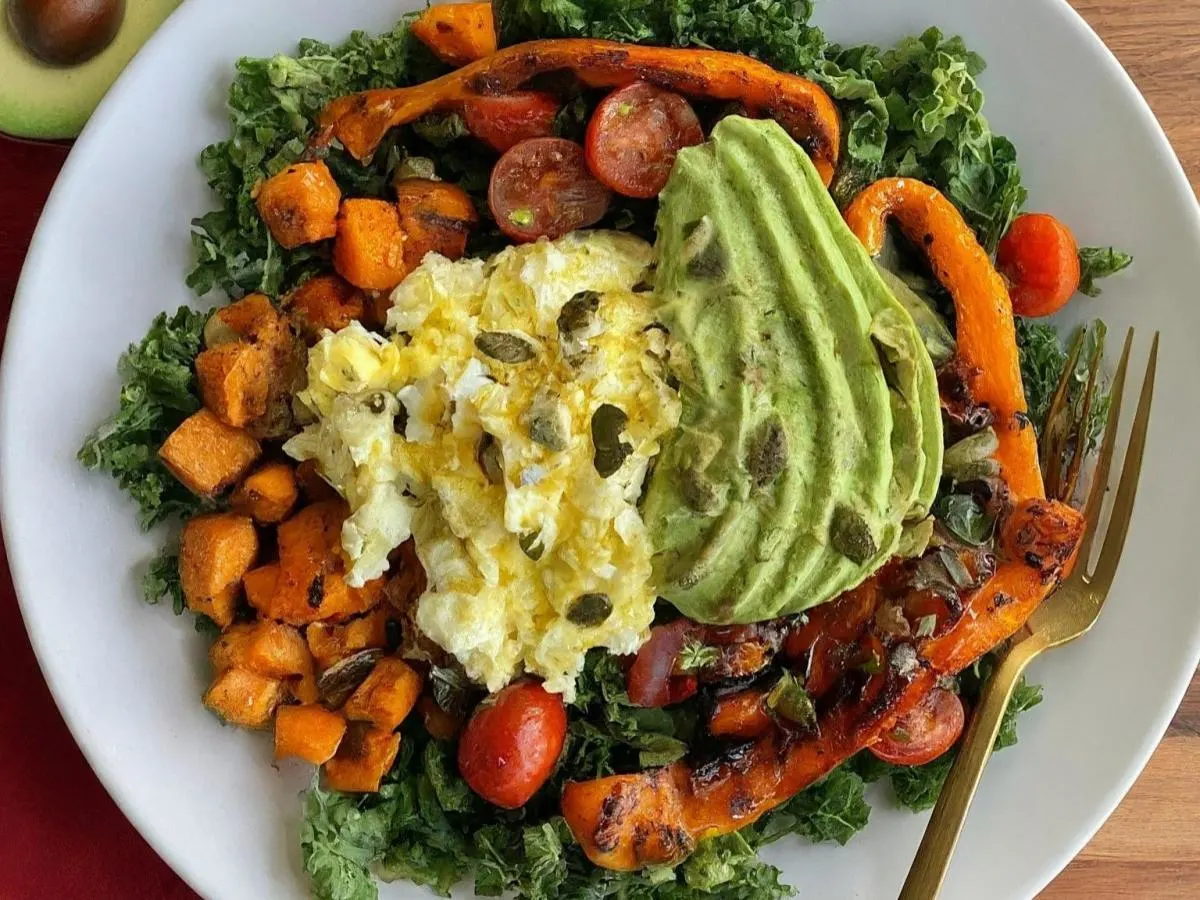 Winner Winner Barry’s Boot Camp Salad with Eggs Winner Winner Barry’s Boot Camp Salad with Eggs