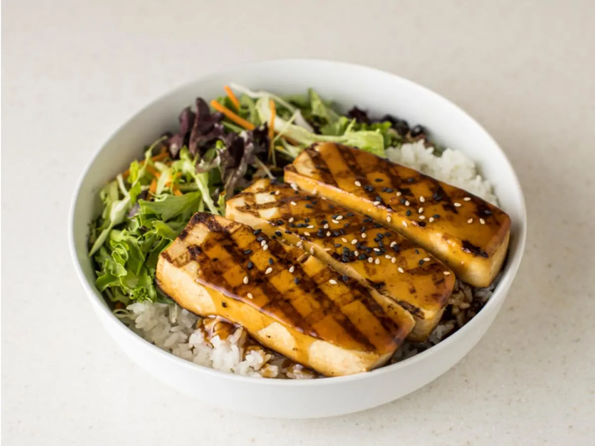 Organic Tofu Bowl with Carrot Ginger Dressing