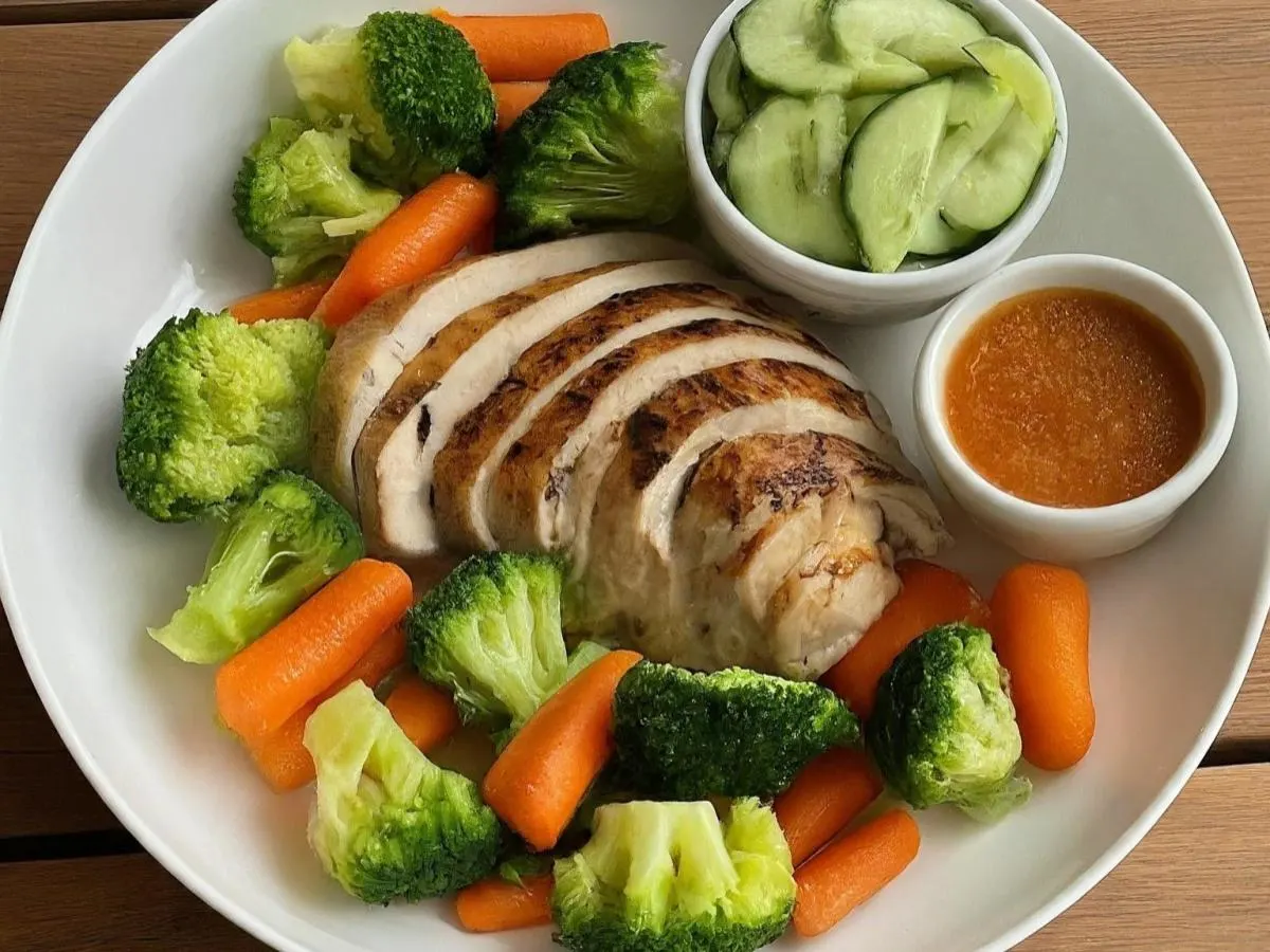 Riceless Khao Mun Gai (Chicken) with Broth Riceless Khao Mun Gai (Chicken) with Broth