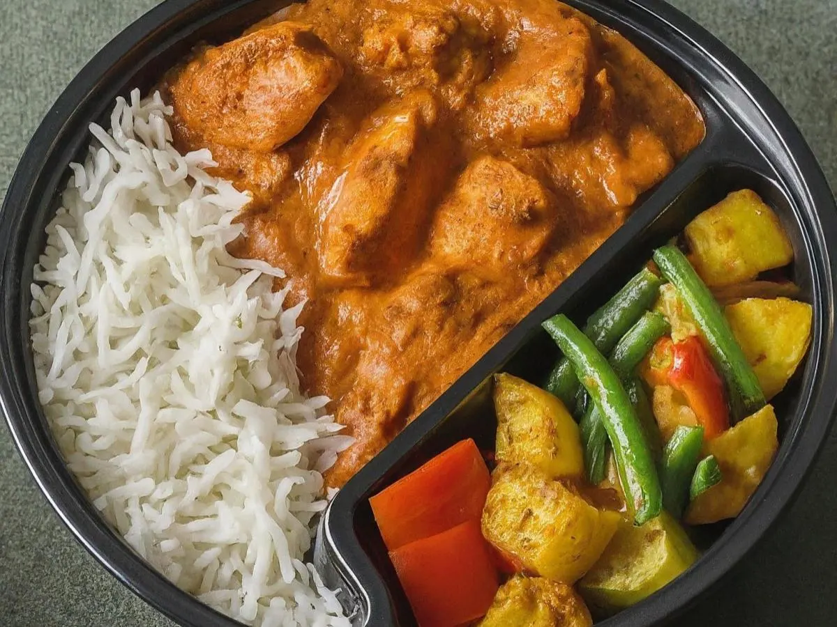 Chicken Curry with Rice and Tawa Veggies (Allergen Free) Chicken Curry with Rice and Tawa Veggies (Allergen Free)